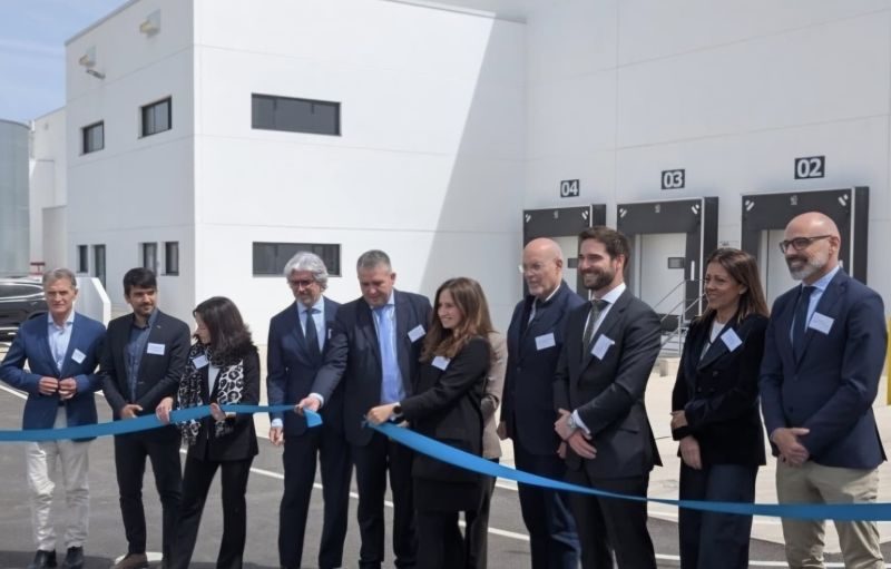 XCharge inaugura en Silla su primera planta europea
